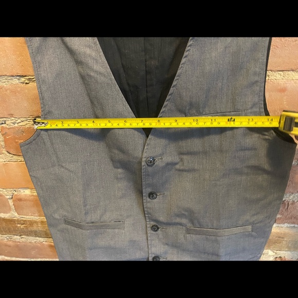 BDG charcoal grey mens vest - Picture 4 of 7
